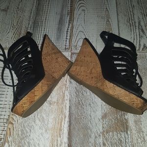Apostrophe Size 8.5Wedge